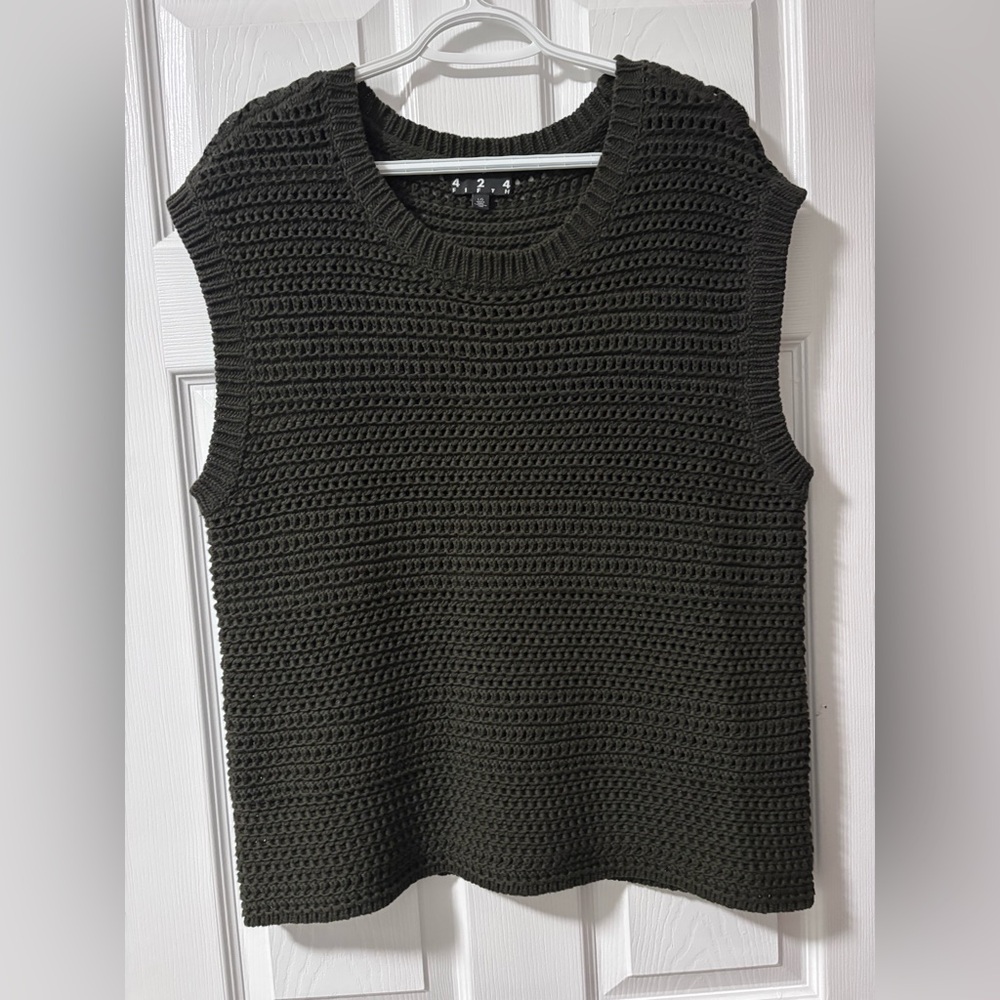 Lord & Taylor Dark Green Sleeveless Sweater